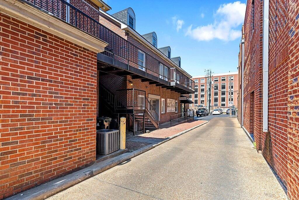 Ganze Wohnung, Magnolia Linen Company 10 - Downtown Au Across from Campus & Toomer's in Auburn (AL), Alabama