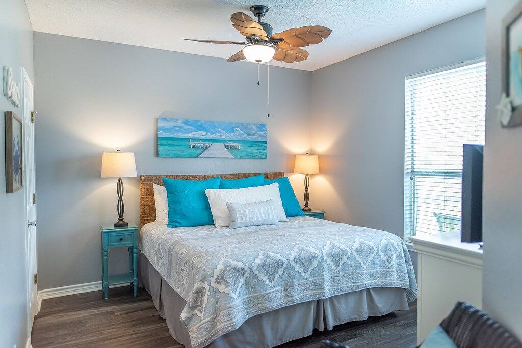 Ganze Wohnung, Toes In The Water | Pet Friendly, Fitness Center! in North Padre Island, Corpus Christi