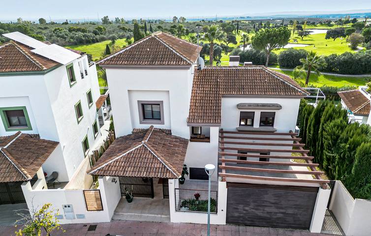 Gemütliches Apartment mit Pool und Kamin in der Nähe von Las Pajanosas in Guillena, Sevilla Provinz