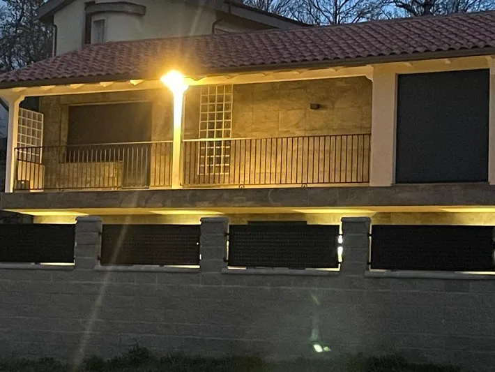 Casa de vacaciones para 9 personas, con vistas además de balcón y piscina - 1