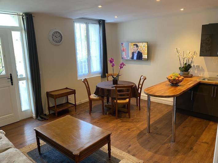 Location de vacances pour 4 personnes, avec terrasse et jardin à Honfleur