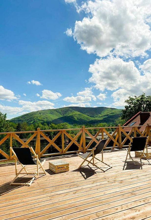 Beskidzkie Tarasy in Ustroń, Karpaty (Polska)