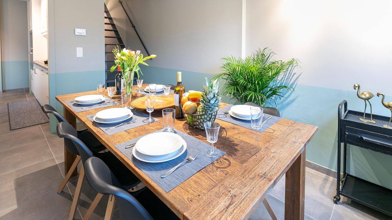 Geheel vakantieappartement, Vakantieappartement voor 4 personen met balkon/terras in Maasmechelen, Belgisch-Limburg