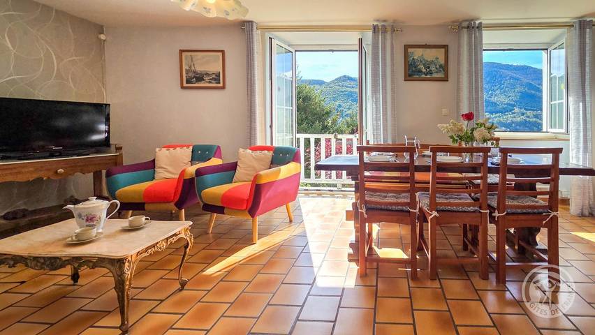 Gîte pour 5 personnes, avec jardin à Arcizans-Dessus - 2