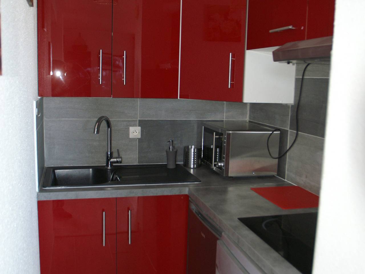 Ganze Wohnung, Charmante 3-Zimmer-Wohnung mit Balkon in Prapoutel, Les Adrets