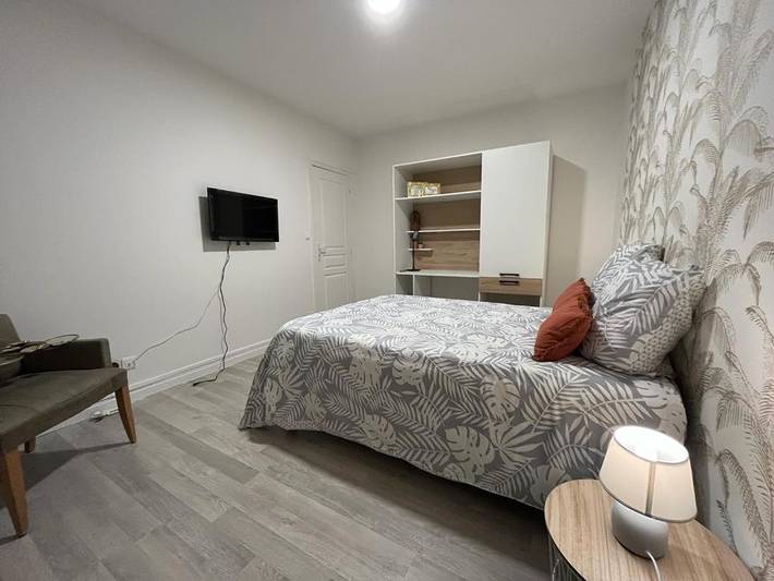 Gîte pour 2 personnes, avec Balcon et Terrasse ainsi que Jardin et Vue à Cambrai - 4