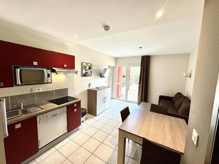 Gîte pour 4 personnes, avec terrasse et piscine dans Casino du Cap d'Agde - 3