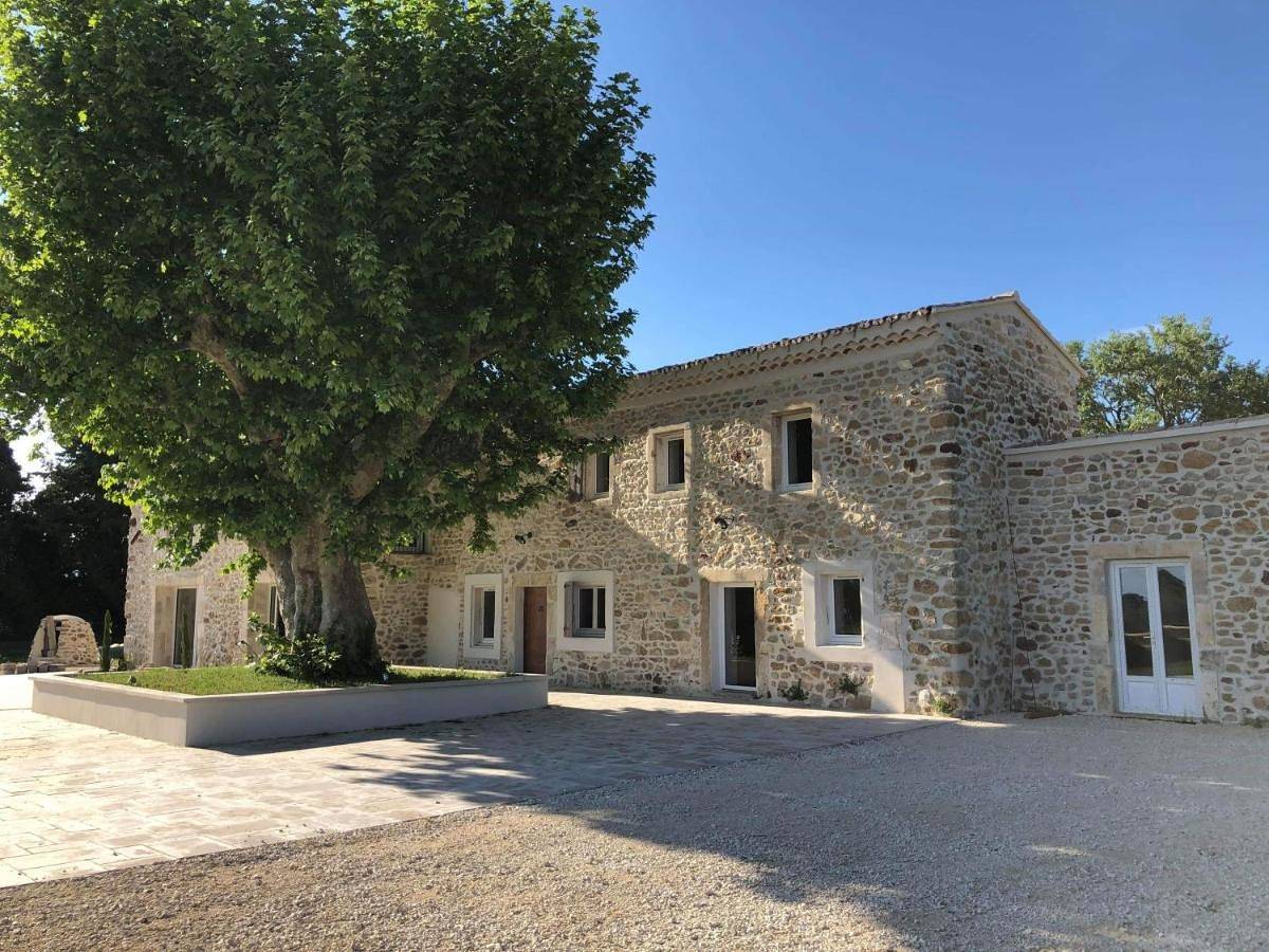 Family Room with Private Bathroom in Clansayes, Région de nyons
