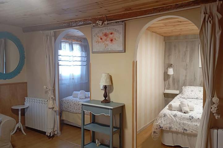 Villa for 18 people, with garden, with pets - 1