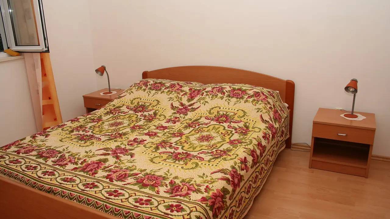 Cijeli apartman za odmor, Ferienwohnung für 3 Personen (26 m²) in Bol in Bol otok Brač, Bol