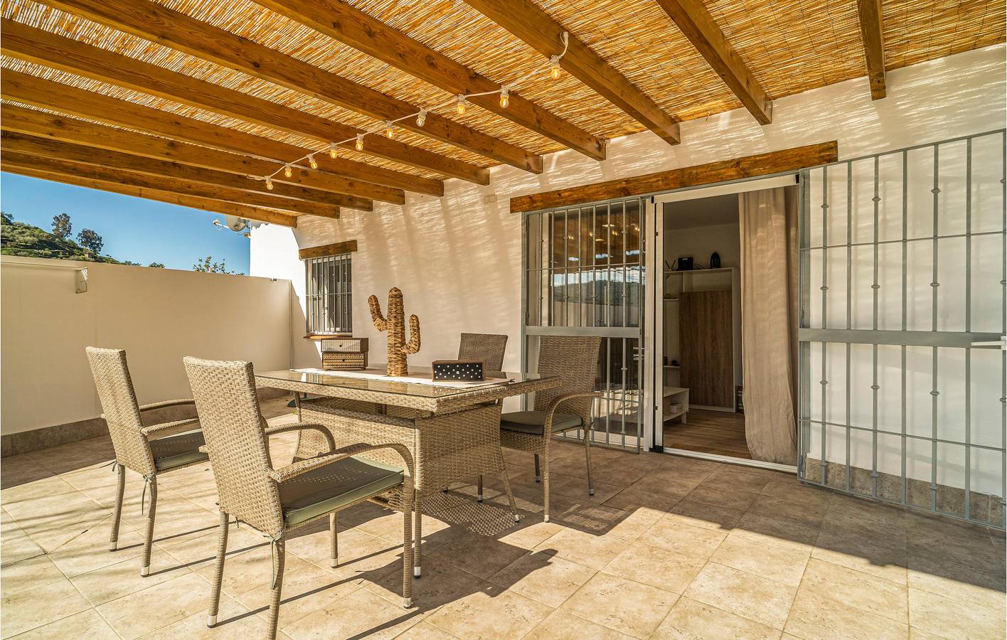 Feriehus for 4 personer med terrasse in Arenas, Málaga Provinsen