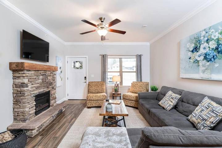 Ferienhaus für 4 Personen, mit Pool und Balkon - 1