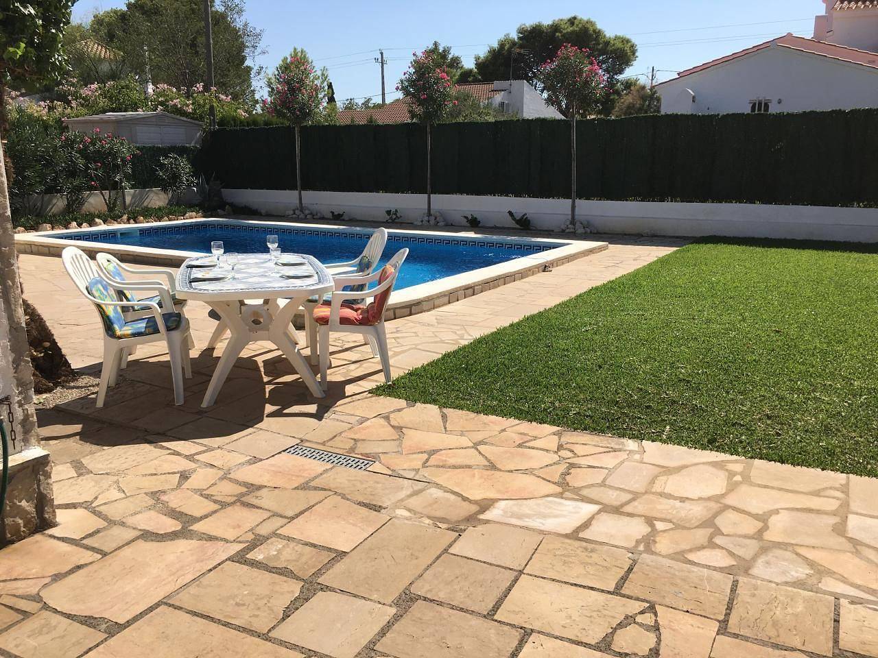 Villa for wintering Internet 2 dogs welcome in Les Tres Cales, l'Ametlla de Mar