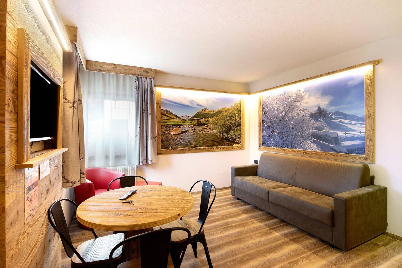Appartamento intero, Appartamento 'Chalet Leur Gusja Golp Bilocale' con vista sulle montagne, giardino in comune e Wi-Fi in Livigno (Borgo), Livigno