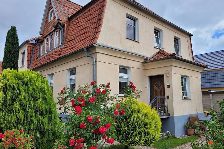 Holiday apartment for 6 people, with garden - 1