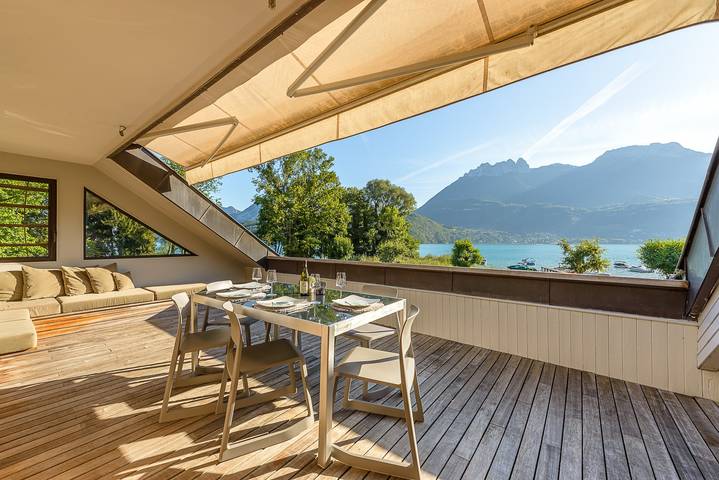 Location de vacances pour 4 personnes, avec vue sur le lac et terrasse, animaux acceptés à Duingt