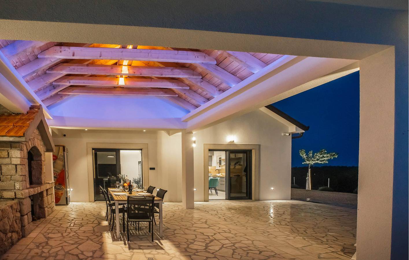 Reizende 2-Zimmer-Wohnung mit Pool, Terrasse und in der Nähe des Flusses Ričina in Imotski, Makarska Riviera