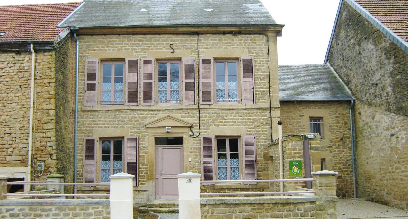 Le Gîte Communal in Puilly-et-Charbeaux, Ardennes