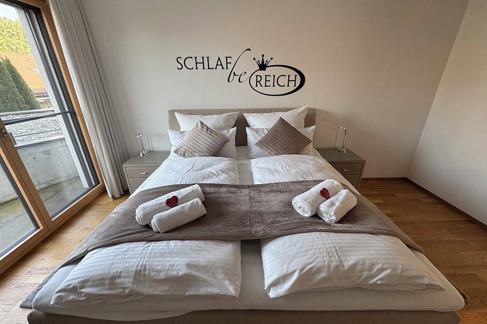 Ganze Wohnung, Arenenberg-Panorama – Traumhafte Ferienwohnung mit Bodenseeblick in Salenstein, Untersee