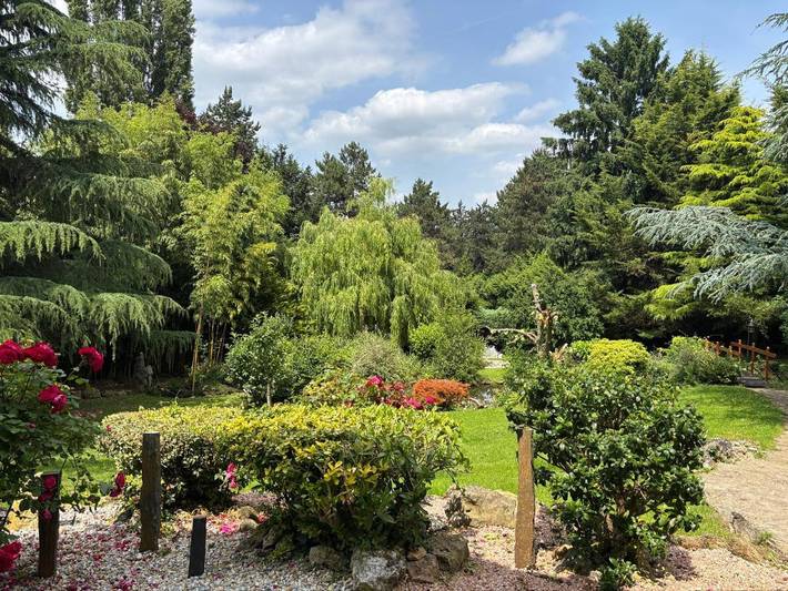 Gîte pour 14 personnes, avec piscine et jacuzzi ainsi que sauna et jardin à Coupvray - 2