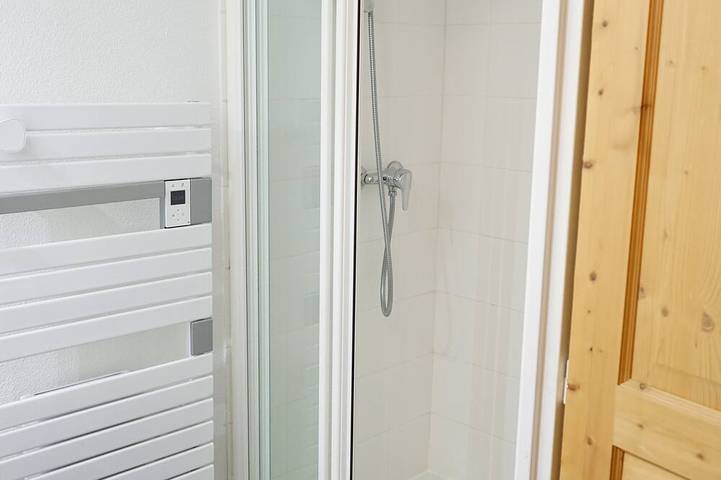 Comfortable 6-person apartment Saint Jean d'Arves les Sybelles 3* rated in Saint-Jean-d'Arves, Region Saint-Jean-de-Maurienne