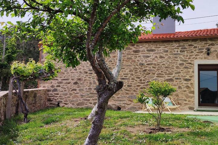 Gîte pour 2 personnes, avec jacuzzi ainsi que terrasse et jardin, animaux acceptés - 1