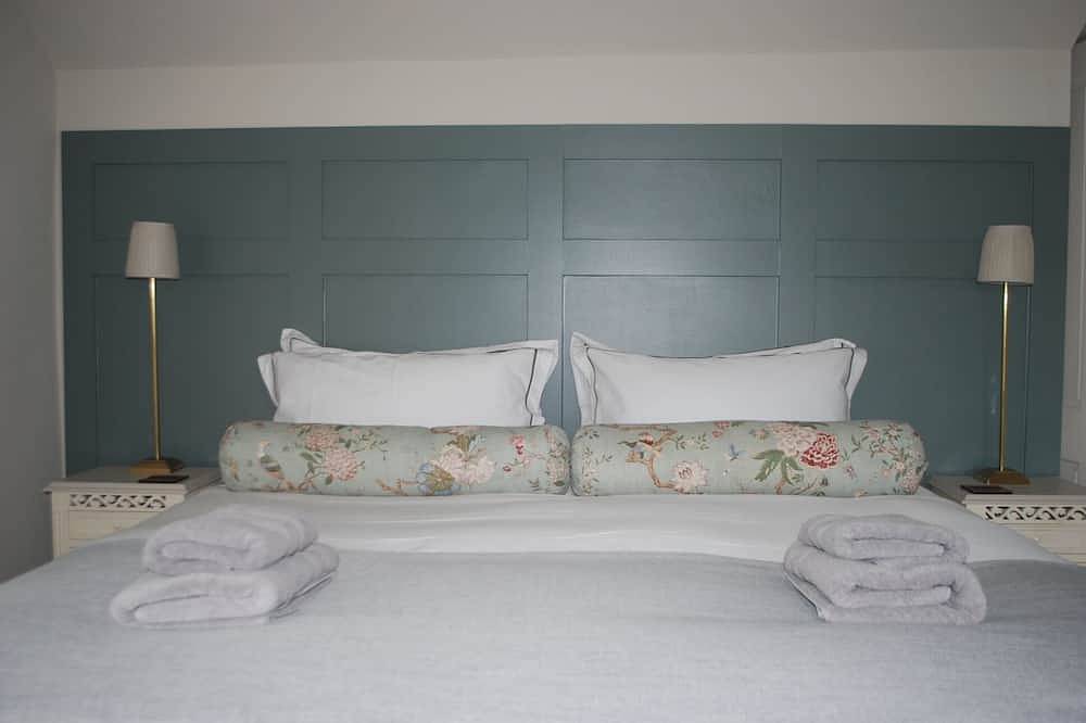 Luxury Cottage, Peak District, Derbyshire, Carsington Lake views, Starlink Wifi in Hopton (Derbyshire), Derbyshire