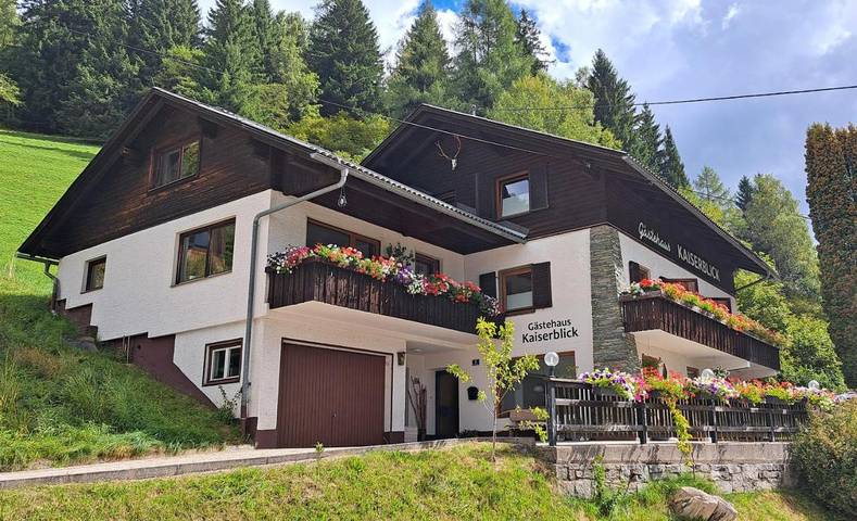 B&B für 2 Personen, mit Balkon und Ausblick in Bad Kleinkirchheim