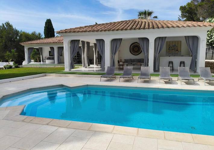 Chalet para 9 personas, con piscina y jardín, Se admiten mascotas - 1
