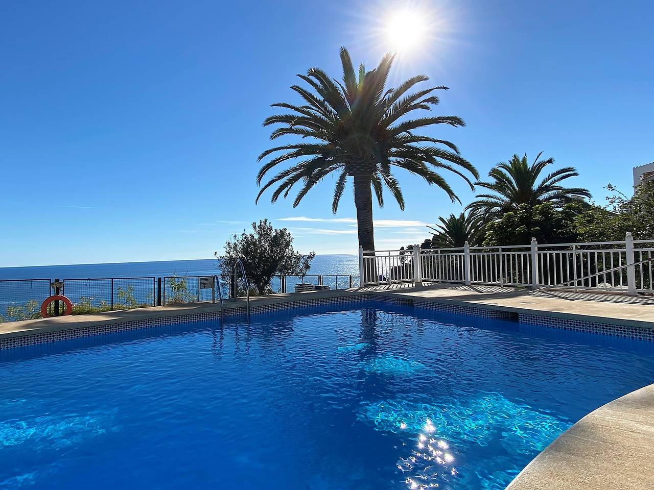 Appartement entier, Tuhillo E1 Luxury Seaview in Playa Carabeíllo, Nerja