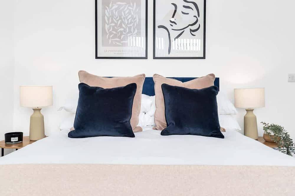Stanley House Summary in Stoke-on-Trent, Midlands