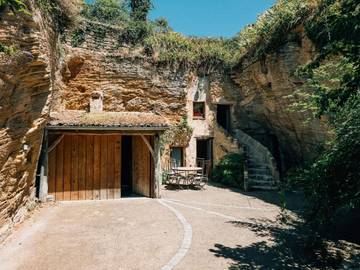 Gîte pour 2 personnes, avec jacuzzi et terrasse à Doué-la-Fontaine