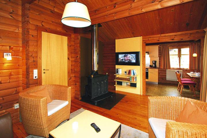 Bungalow für 4 Personen, mit Terrasse und Sauna, mit Haustier in Schwäbische Alb - 3