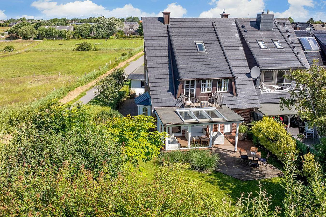 Stillvolles Ferienhaus für 5 Pers. in traumhafter Lage an den Tinnumer Wiesen in Tinnum, Sylt (Gemeinde)