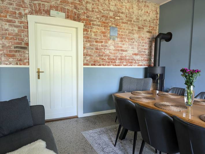 Ferienwohnung für 8 Personen, mit Terrasse und Garten sowie Pool in Schortens - 2