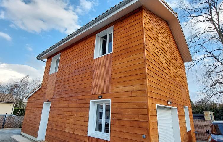 Gîte pour 6 personnes, avec Terrasse à Vayres