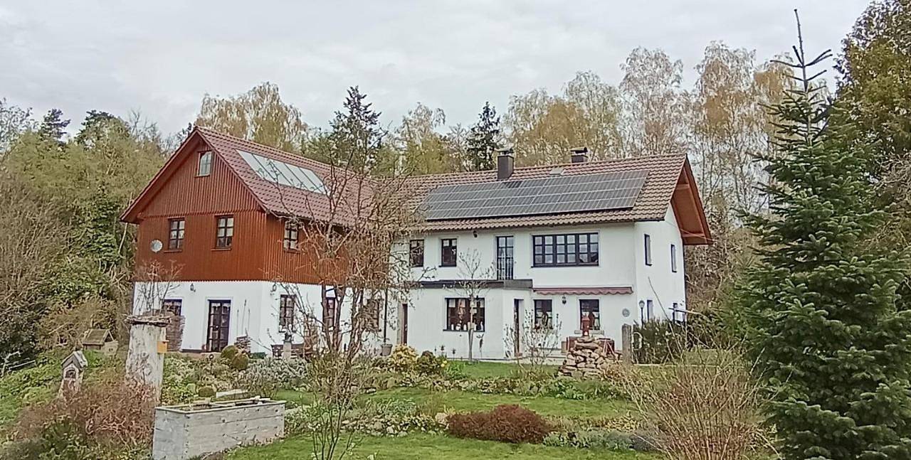 Ganze Wohnung, Ferienhaus mit Garten in Reuth bei Erbendorf, Ostbayern