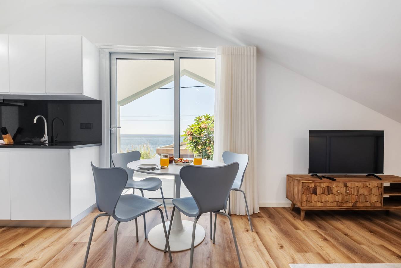 Ganze Wohnung, Coastal Charm B by Homie in Pináculo, Ponta do Sol