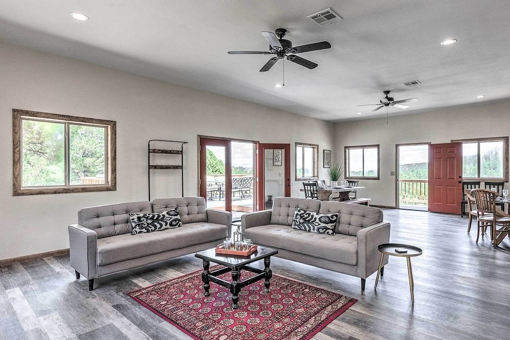 Modern Mtn Home w/ Sports Court, Near Alto Lake! in Alto, Ski Apache