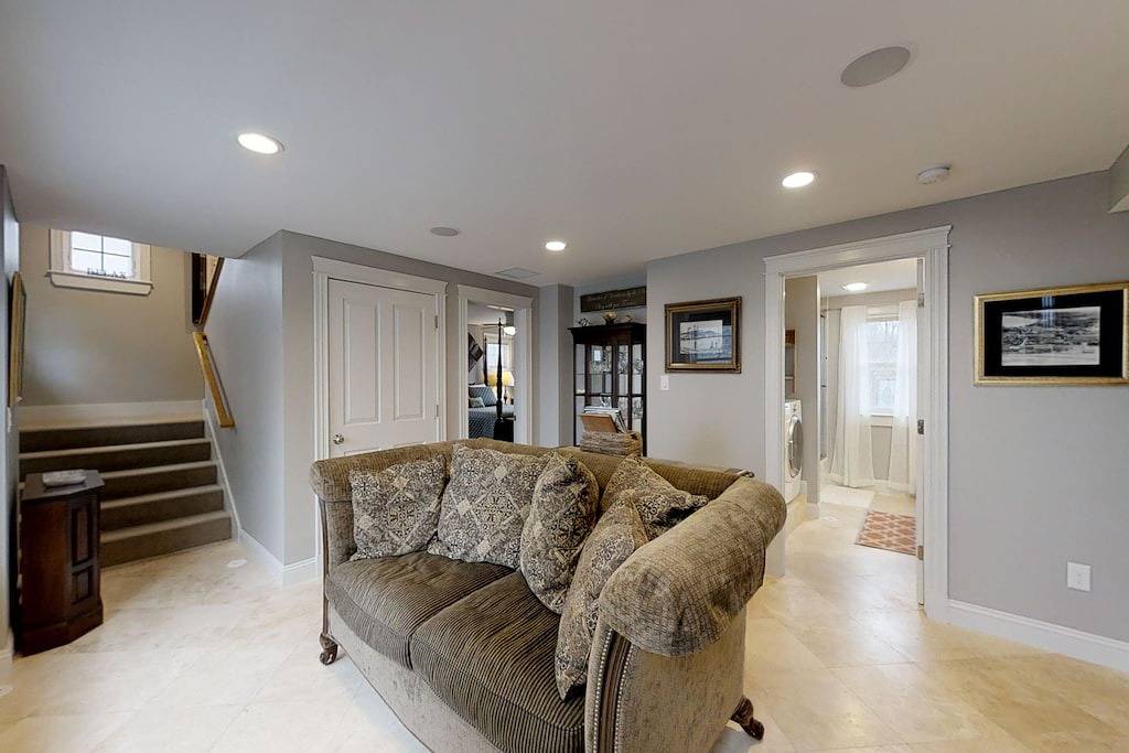 Hochwertiges Haus mit wunderschönem Meerblick - gegenüber vom Strand! in York Beach, Cape Neddick