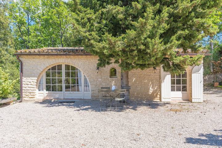 Ferienhaus für 3 Personen, mit Garten im Luberon - 2