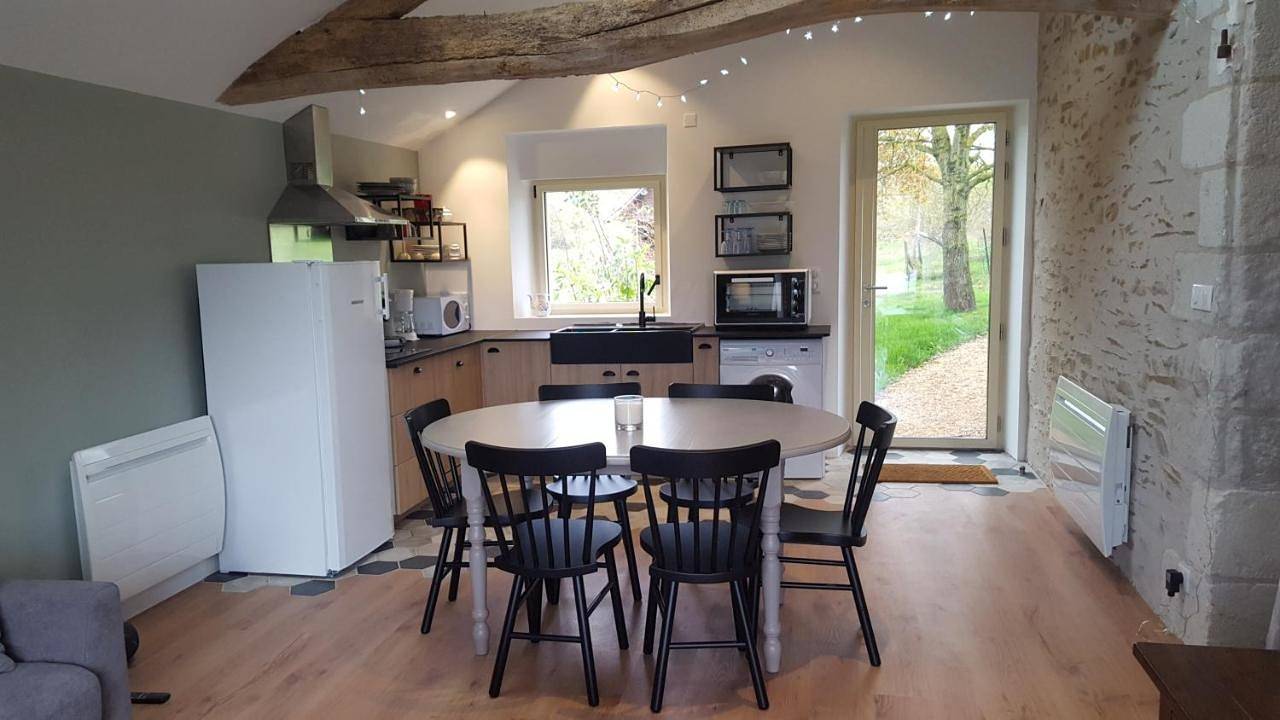 Two-Bedroom House in Denée, Vallée de la Loire