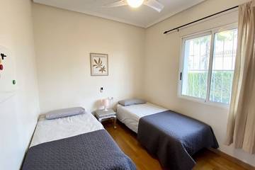 Holiday Rental for 10 People in Ciudad Quesada, Rojales, Photo 2