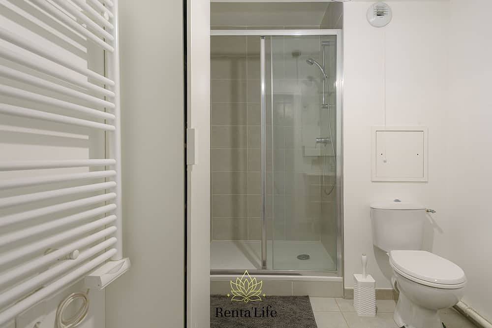 Entire apartment, Cassassiens Chénelette - T2 - 5min Disneyland in Chessy, Seine-et-Marne