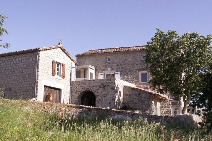 Maison de vacances pour 4 personnes, avec vue ainsi que piscine et jardin en Ardèche - 3