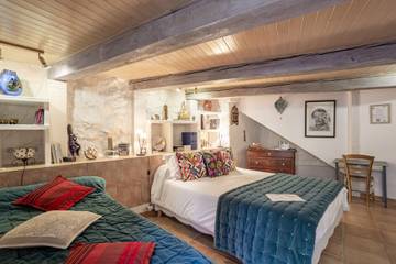 Chambre D’hôte pour 2 Personnes dans Sainte-Colombe-de-la-Commanderie, Région de Perpignan, Photo 3