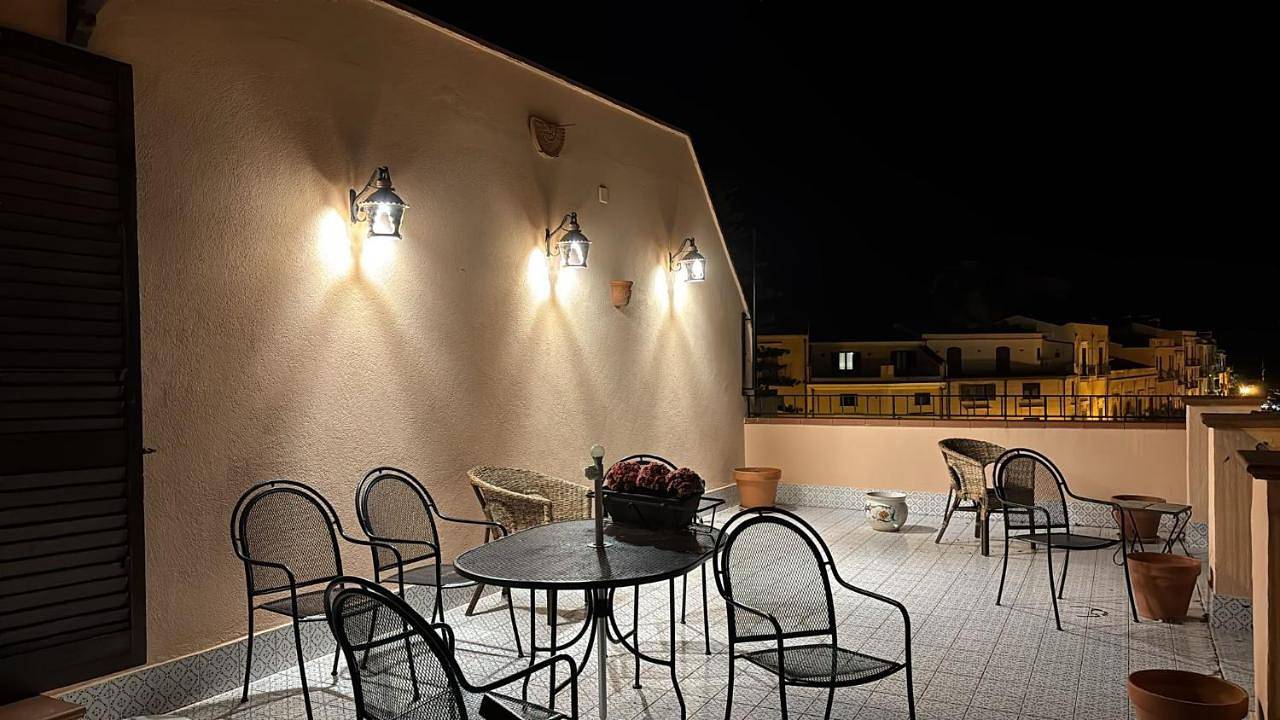 Appartamento intero, Two-Bedroom Apartment in Termini Imerese, Provincia di Palermo