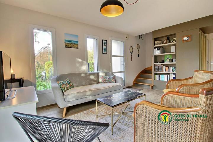 Gîte pour 7 personnes, avec jardin et terrasse, animaux acceptés à Baden (France) - 2