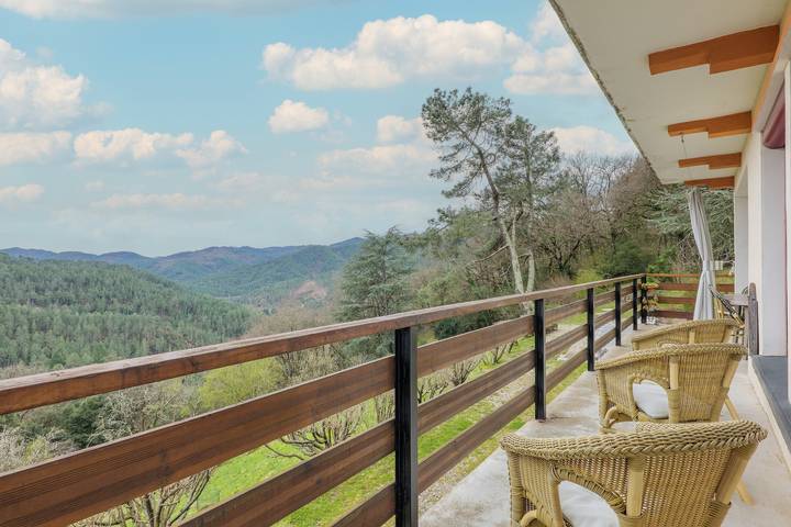 Chalet pour 14 personnes, avec jardin dans le Gard - 4