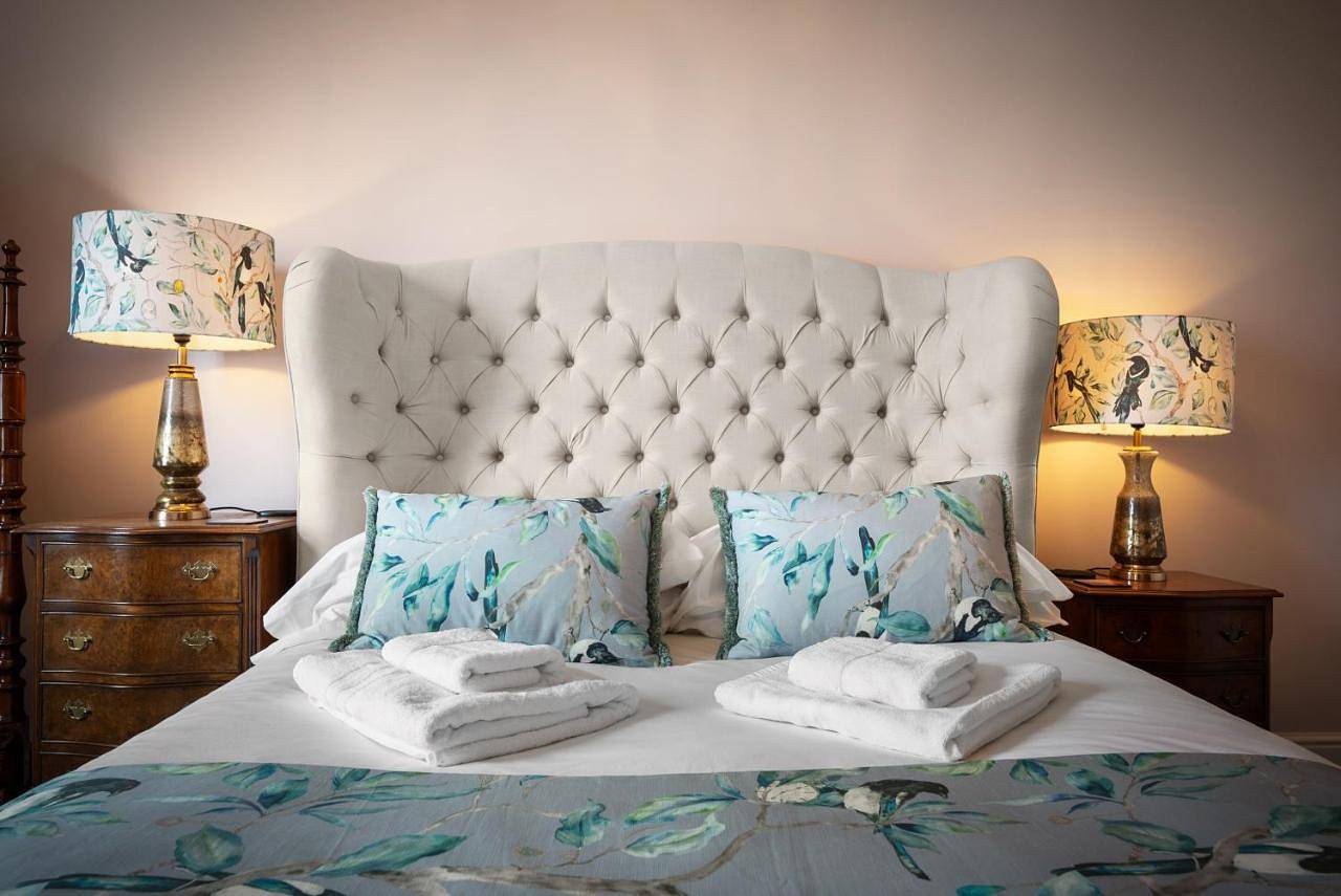 Entire apartment, Two-Bedroom Deluxe Apartment with Ocean View in Bognor Regis, West Sussex
